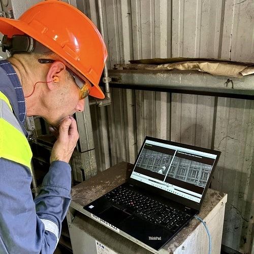 Metcam (gas monitoring system) demo in action - the data displayed on the computer screen 